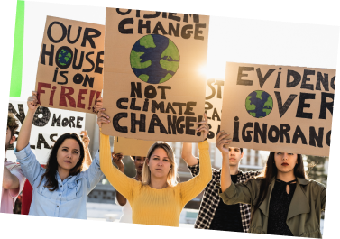 Manifestación contra el cambio climático - Historia de la sostenibilidad empresarial en España - Revolución de la sostenibilidad empresarial - Pacto Mundial de la ONU